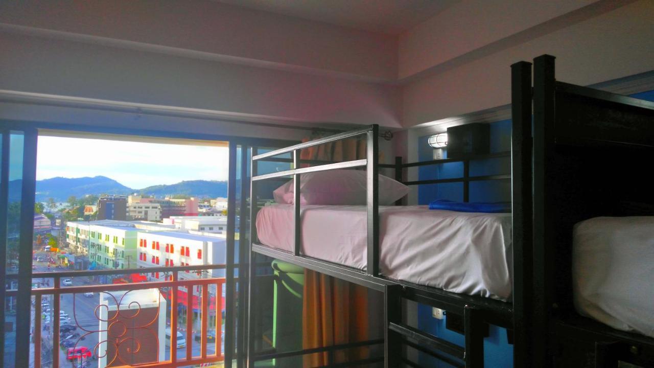 Bodega Phuket Patong (Adults Only) Hostel Kültér fotó