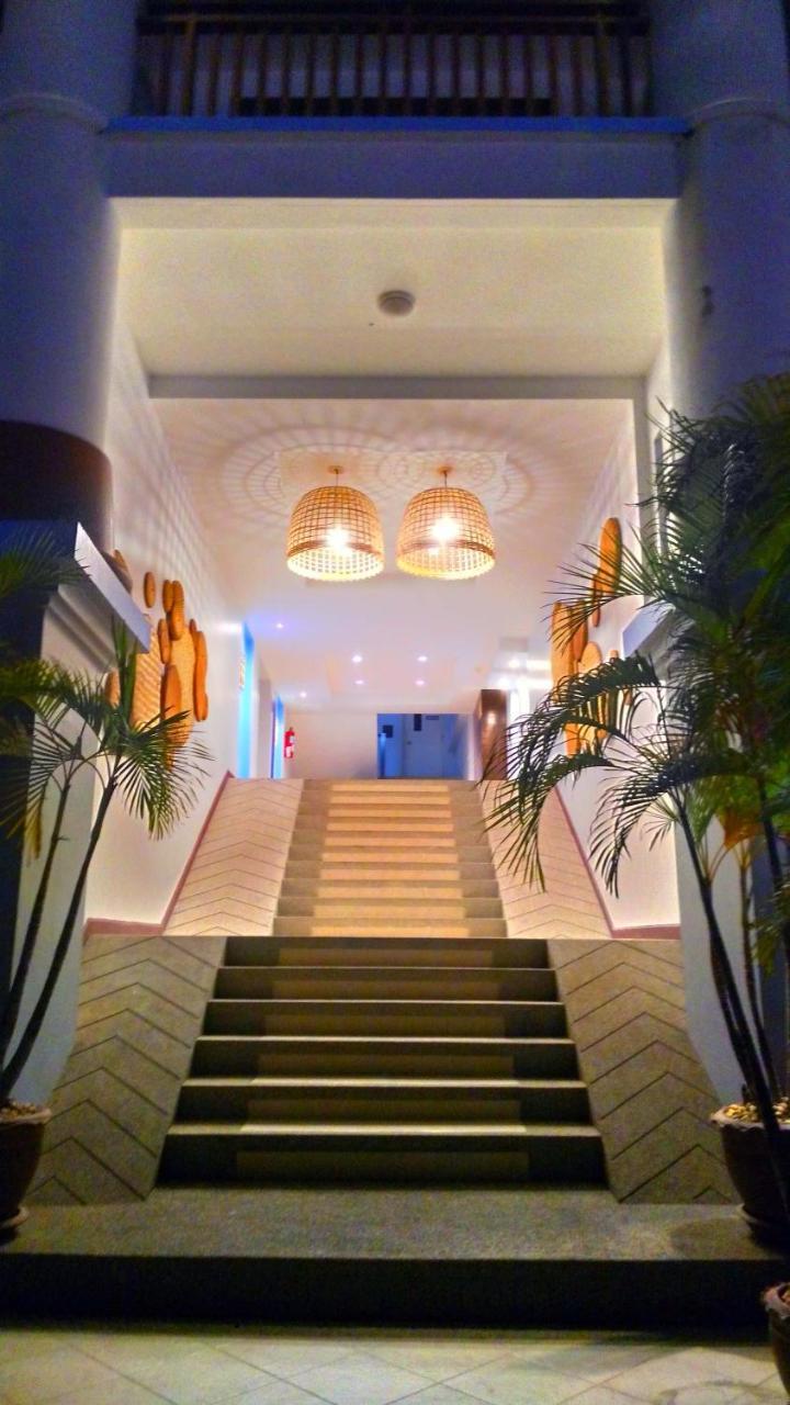 Bodega Phuket Patong (Adults Only) Hostel Kültér fotó