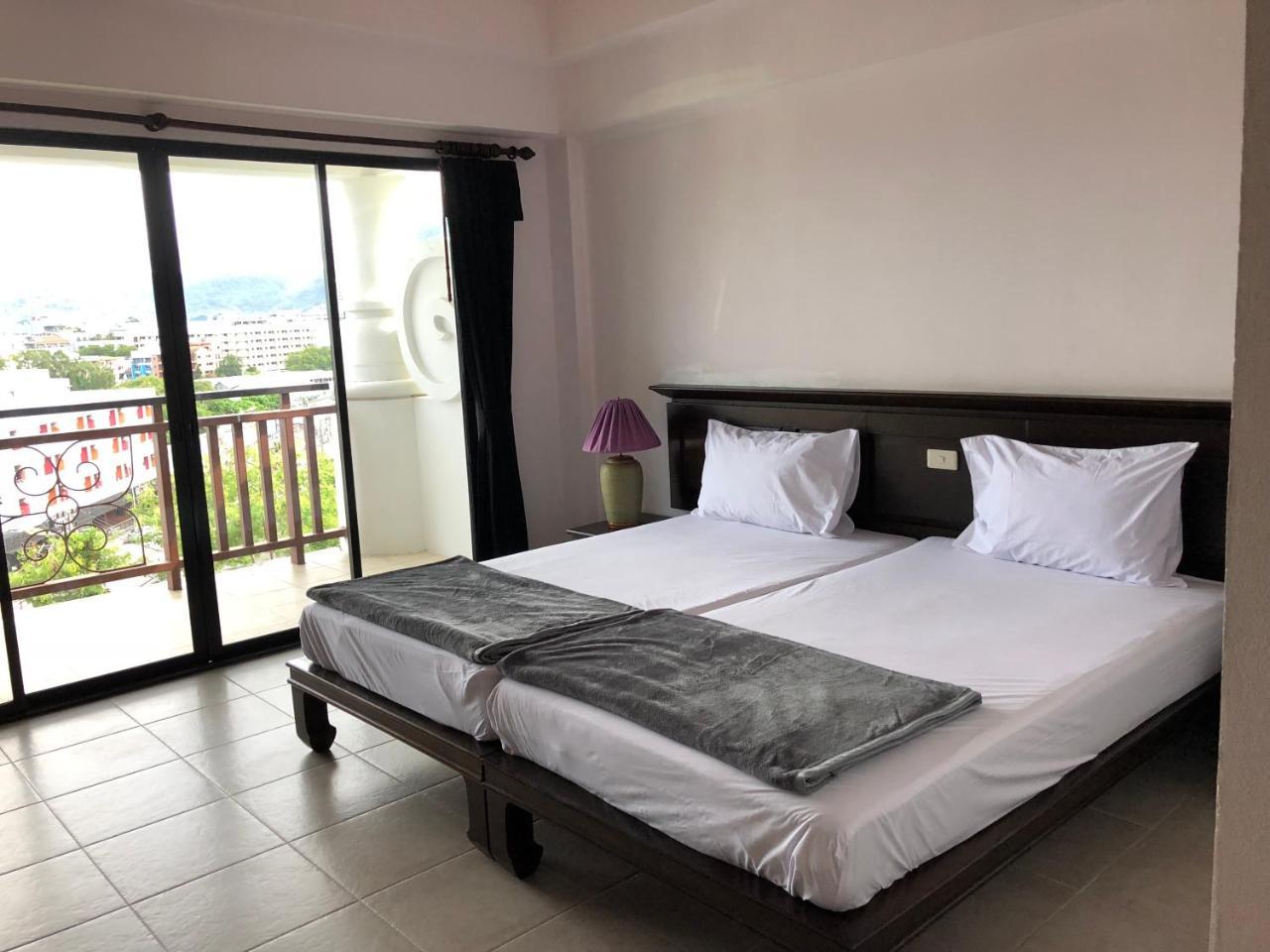 Bodega Phuket Patong (Adults Only) Hostel Kültér fotó