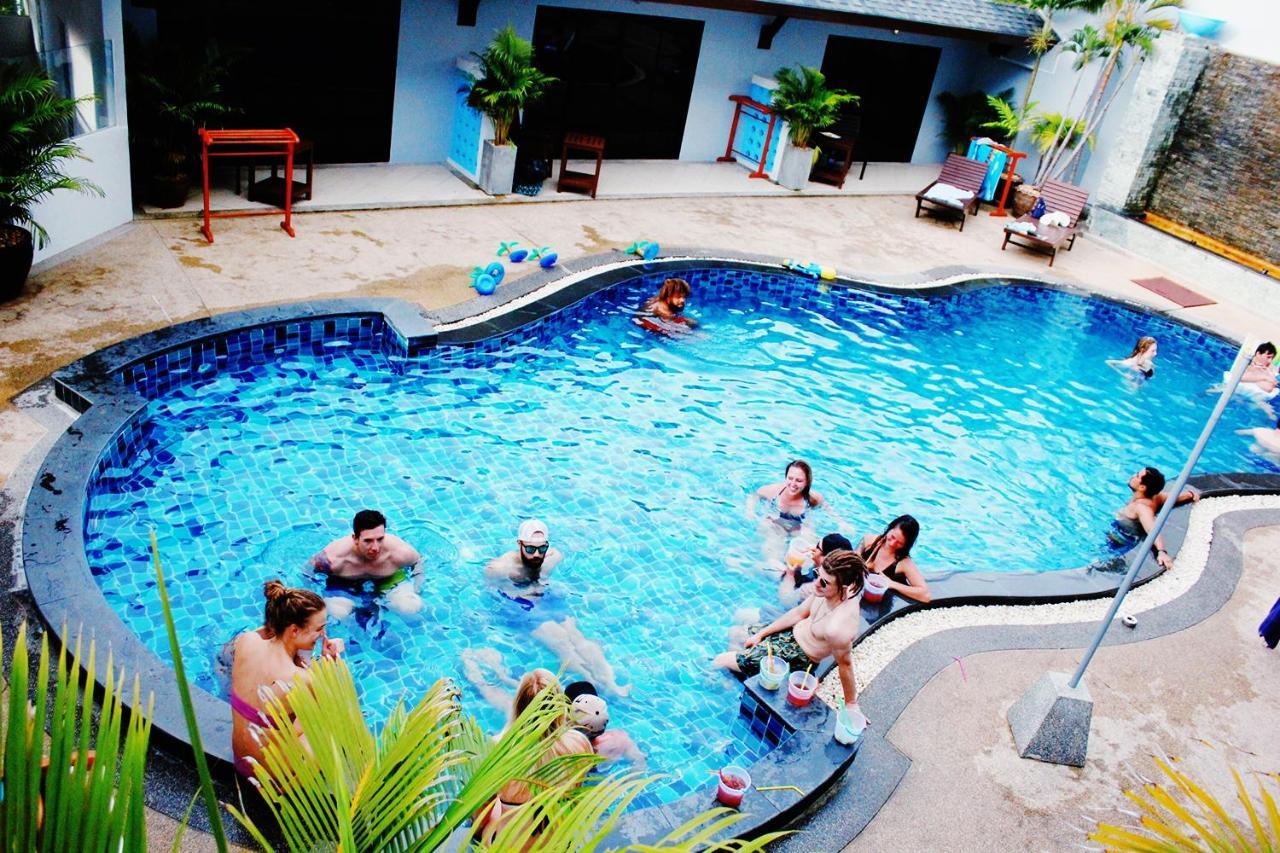 Bodega Phuket Patong (Adults Only) Hostel Kültér fotó