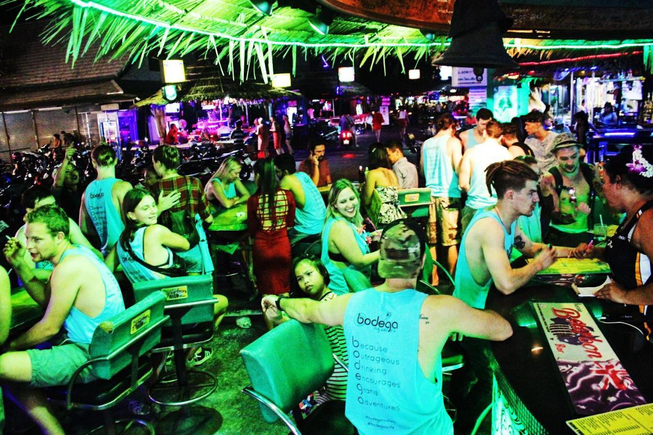 Bodega Phuket Patong (Adults Only) Hostel Kültér fotó
