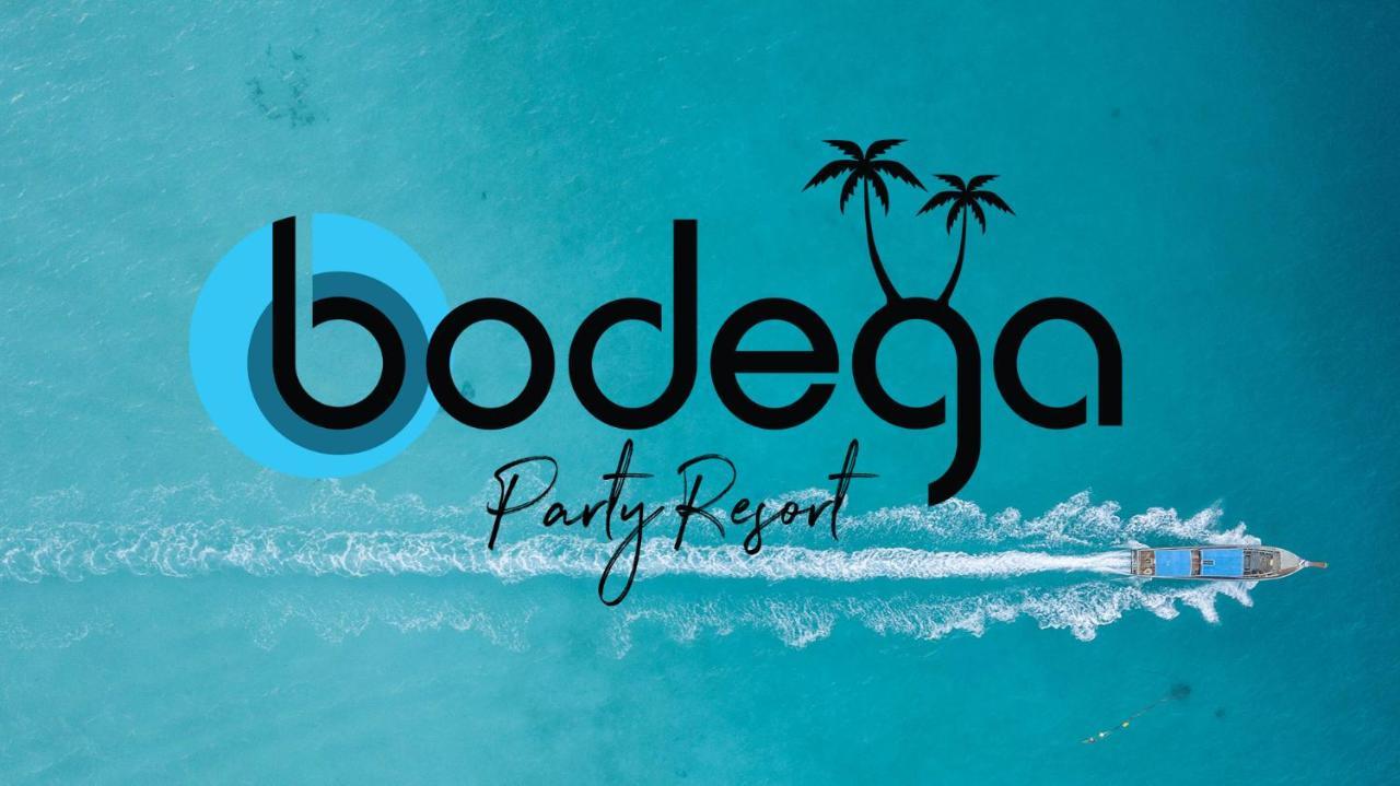 Bodega Phuket Patong (Adults Only) Hostel Kültér fotó