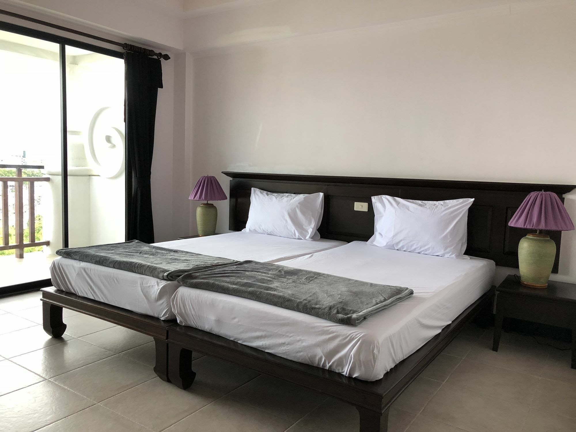 Bodega Phuket Patong (Adults Only) Hostel Kültér fotó